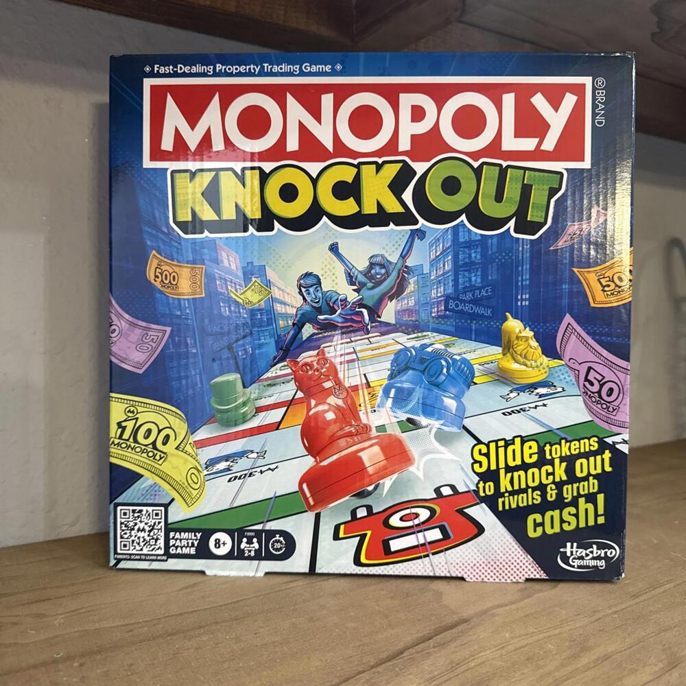 Monopoly Knockout Board Game | 2-8 Players | 20 Mins. Average | Quick-Playing |